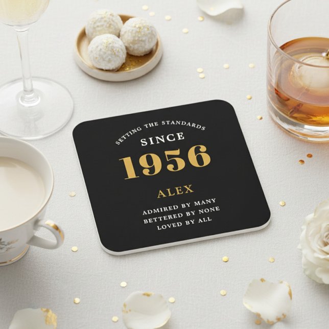 70th Birthday Name 1956 Year Black Gold Custom Underlägg Papper Kvadrat (1956 paper coaster. White and gold background.)