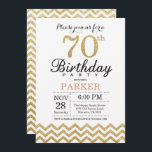 70th Guld- glitter för födelsedaginbjudan Inbjudningar<br><div class="desc">70th Födelsedaginbjudan med den guld- glittersparren. Svart och guld- glitter. Vuxen födelsedag. Man- eller kvinnaBday inbjudan. Behaga klickar "skräddarsy den" knäppas och använder vårt designverktyg för att ändra denna mall för mer ytterligare customization.</div>