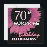 70th SURPRISE Birthday Rosa Solros 001 Inbjudningar<br><div class="desc">Denna ljusa färgad solrossymbol för rosa är ett festligt sätt för inbjudan folk att fira födelsedagen. All text är helt anpassade. Anpassa med födelseår och party detaljer! Du kan experimentera med olika papprare typer genom att klicka på fliken "Inbjudningsalternativ" i det övre högerna. Denna inbjudan finns för närvarande på en...</div>