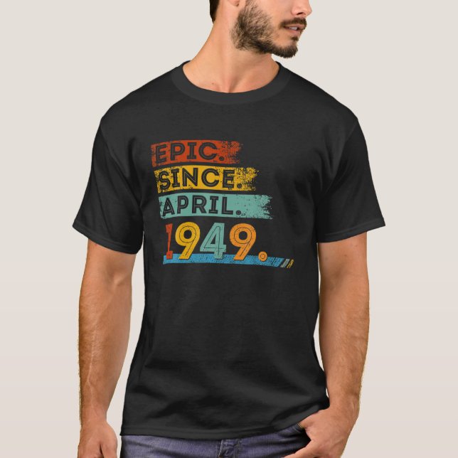 73 år gamla Epic sedan april 1994 T Shirt (Framsida)