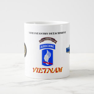 74:E INFANTRYCKDETALJERNA VIETNAM JUMBO MUGG