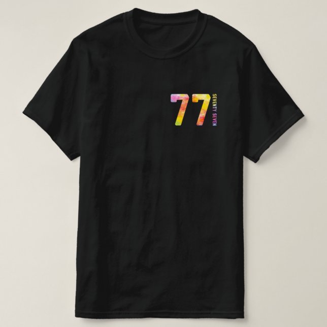 77 år gammal 77 t shirt (Design framsida)