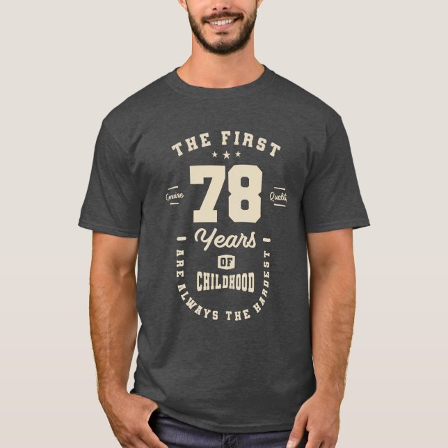 78 år gammal - född 1945 - 78:e födelsedagen t shirt (Framsida)