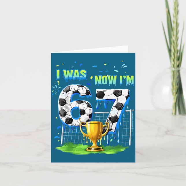 7-års födelsedagsbarn rolig fotboll jag är 6 nu är kort (Framsida)