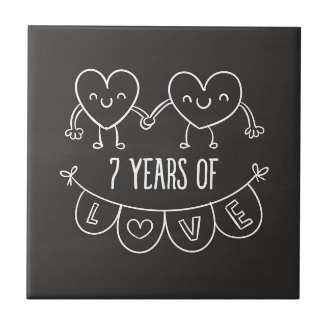 7:e-årsdagen Gift Chalk Hearts Kakelplatta (Framsidan)