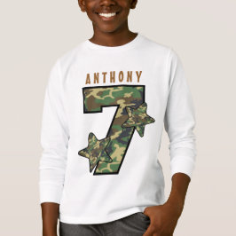 7:e Birthday Boy Camo och Stars eget namn V01G T-shirt