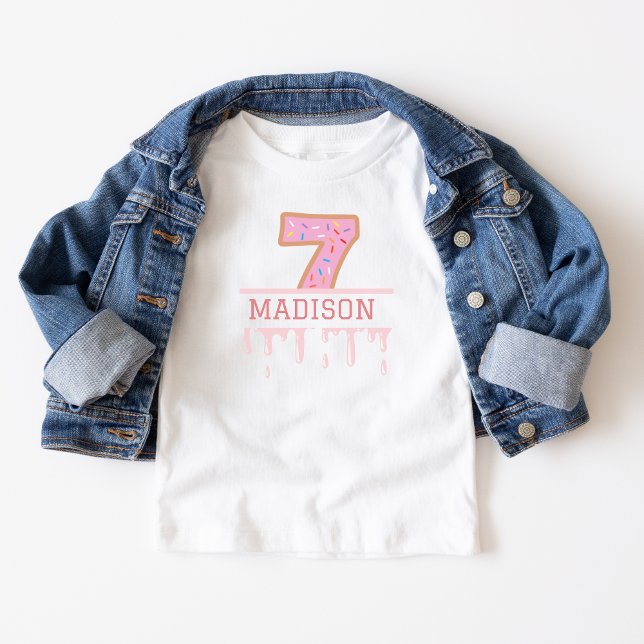 7:e Donut Birthday Theme Outfit Age Kids party T Shirt (Skapare uppladdad)