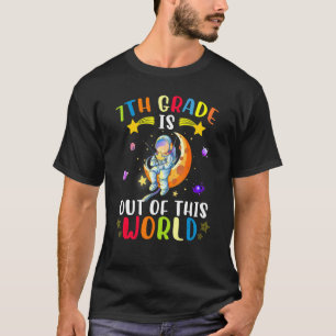 7:e Klass är tillbaka till S ur denna världsastron T Shirt