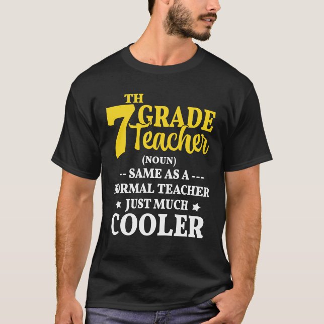 7:e Klass Lärare Definition T-shirt Funny School  (Framsida)