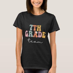 7:e klassens team retro groovy kvinnor glada först t shirt