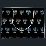 7:e Natten Hanukkah Glitter Large Gift Bag<br><div class="desc">Hanukkah 2022 börjar på kvällen Söndag den 18 december och slutar på kvällen måndagen den 26 december</div>