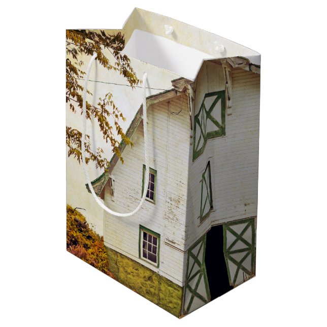 7 lx4.5wx10h Medium Gift Bag Sunset Barn Land Ru (Baksidan Vinklad)