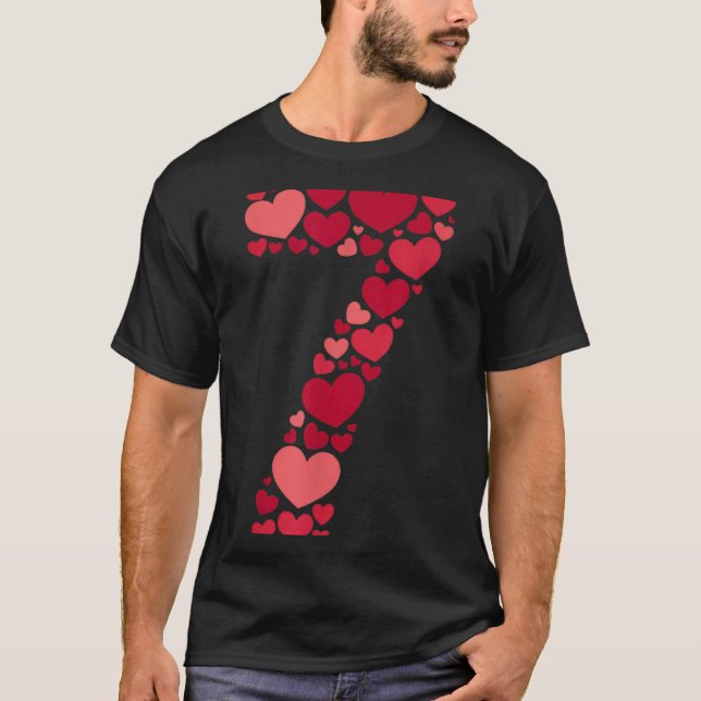 7 Romantic 67 Heart Pattern Valentine Love Trend 6 T Shirt (Framsida)