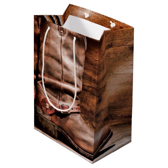 7lx4.5wx10h Medium Gift Bag Cowboy Boots Barn Wood (Baksidan Vinklad)