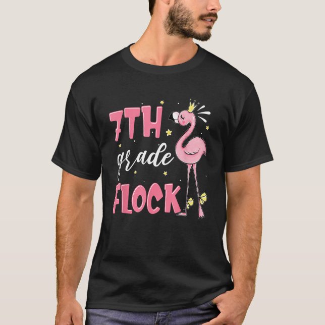 7th Grade Flock Flamingo Back To School Girls T Shirt (Framsida)