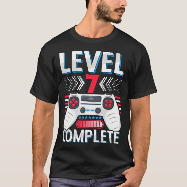 7th Grade Graduation Middle School Graduate Level  T Shirt (Framsida)