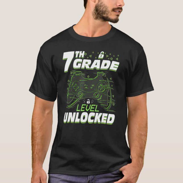 7th Grade Level Unlocked Back To School Video Game T Shirt (Framsida)