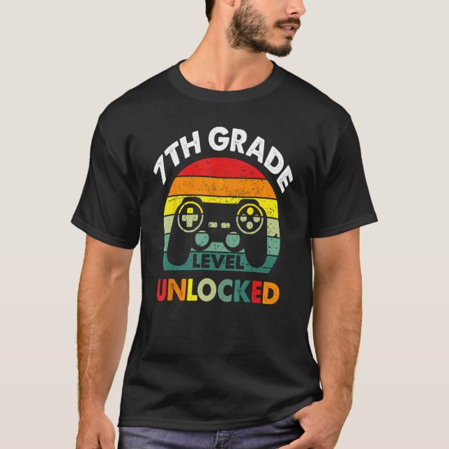 7th Grade Level Unlocked Gamer First Day Of School T Shirt (Framsida)
