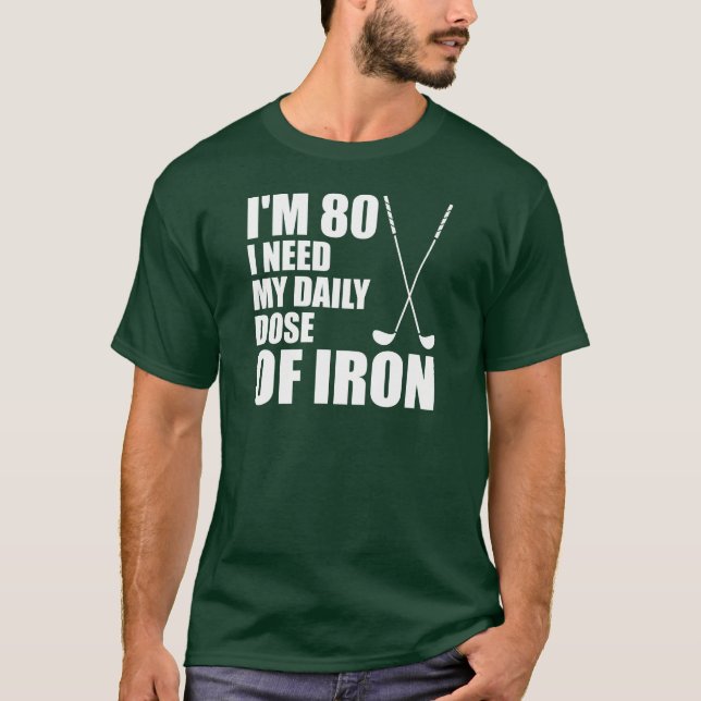 80 daglig dos Järn (på MÖRK) T Shirt (Framsida)