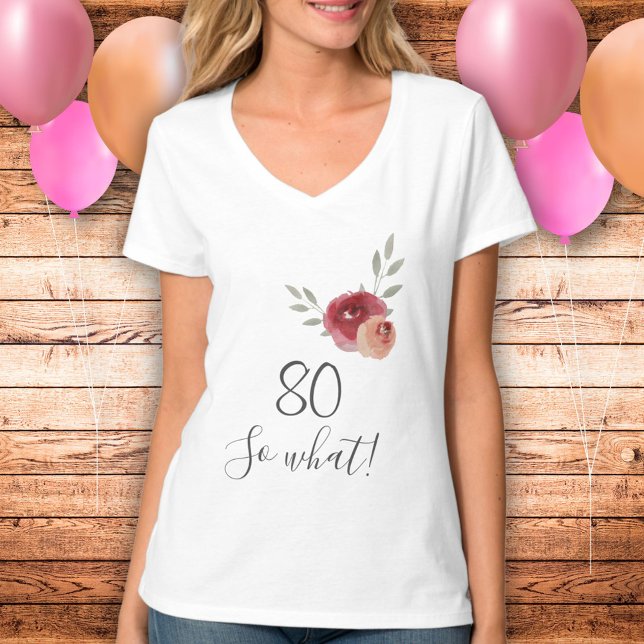 80:e födelsedag Blommigt med vackert skript vatten T Shirt (Skapare uppladdad)