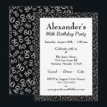 80:e Födelsedagsfesten Tema Svartvitt Mönster Inbjudningar<br><div class="desc">Skicka skräddarsytt svart och vitt födelsedagsfest inbjudan för att fira 80-årsdagen för någon speciell. Det 80:e temat för födelsedagsfest på baksidan är ett kollage mönster av det vita talet "80" som är slumpmässigt utspridt på en svart bakgrund. På framsidan finns textmallar för: Vem, Var, Var och OSA har ramat med...</div>