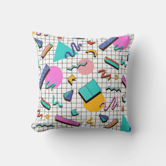 80s Bright Checkered: Vintage Geometric. Kudde