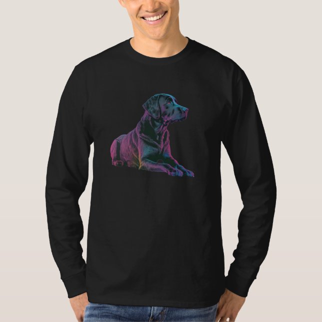 80s Synthwave Black Labrador with a Retro Aestheti T Shirt (Framsida)