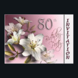 80th födelsedagsfest inbjudan - vitliljar<br><div class="desc">Elegant blom- födelsedagsfest inbjudan. Du kan skräddarsy baksidaen med din egna text. Mig förmiddaglycklig som skapar detta kort med någon kombination av färger eller ord på bekläda. Kontakta precis mig via mitt lager. ©Marion Hedger</div>