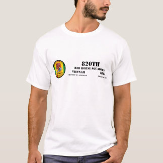 820. Röd hästskvadron Tee