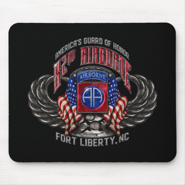 82:a Airborne Black Mousepad Musmatta (Framsidan)