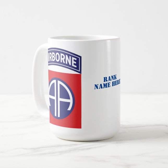 82:a Airborne Division All American Service Badge Kaffemugg (Framsida vänster)