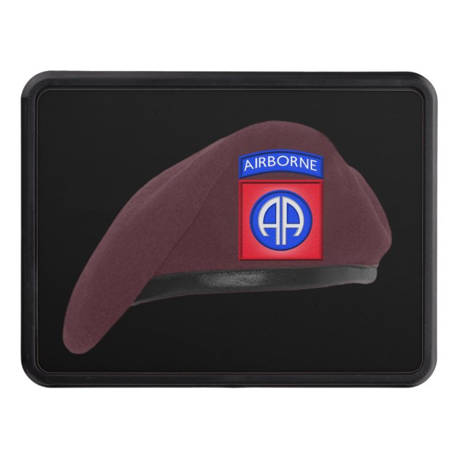 82:a Airborne Division ’Legendary Beret’ Hitch Cov Dragkroksskydd (Framsidan)