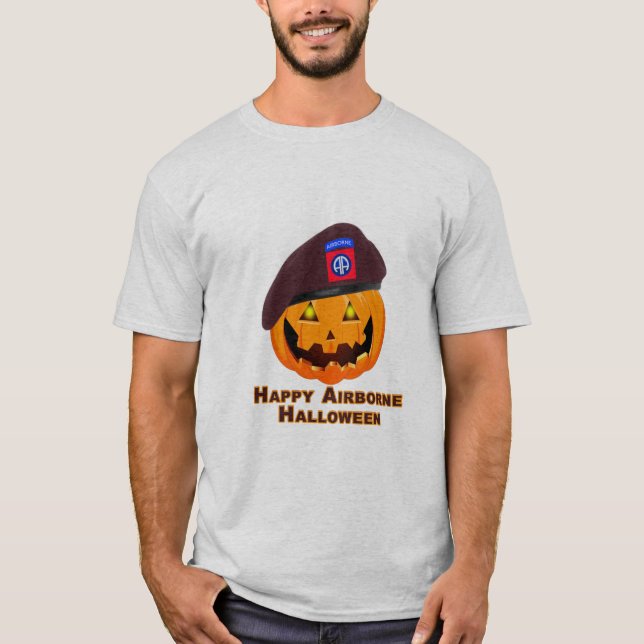 82:a flygburen division - Lycklig Airborne Hallowe T Shirt (Framsida)