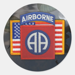 82:a flygburen skrotning av veteraner iraq Sticker Runt Klistermärke