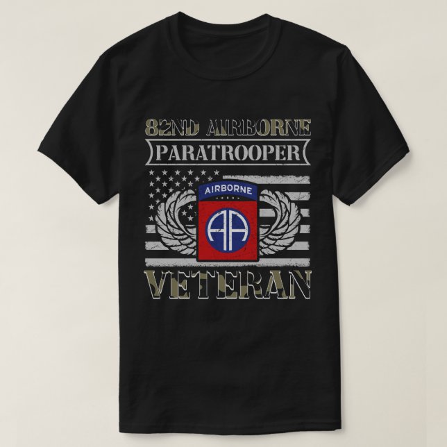 82:a flygburna paratrooper Veteran Manar Kvinnor T Shirt (Design framsida)