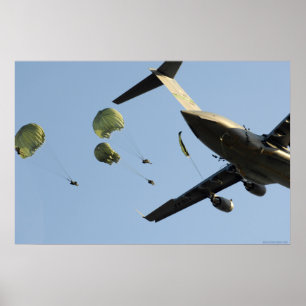 82:a luftburet hopp från C-17-Poster Poster