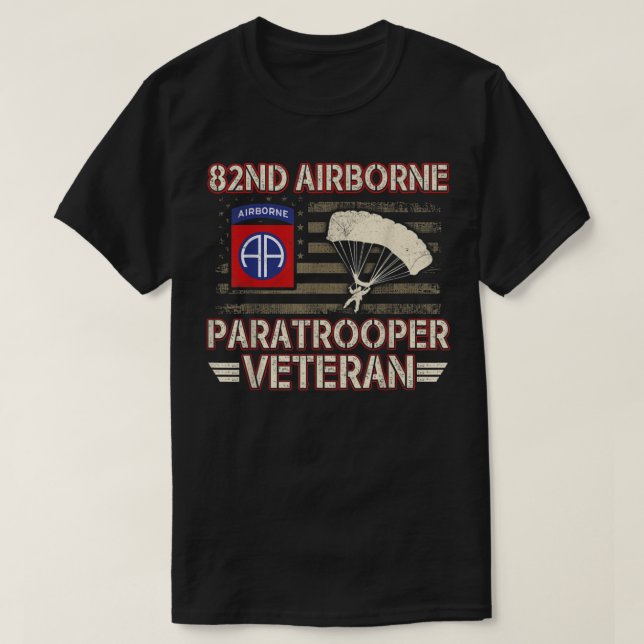 82:a luftburna Paratrooper Veteran Flagga Tshirt,  T Shirt (Design framsida)