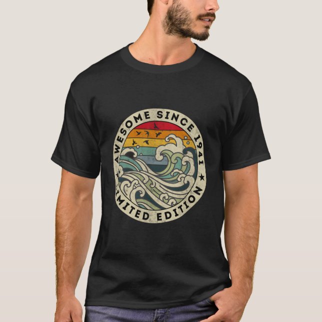 82 Fantastisk sedan 1941 82 djur T Shirt (Framsida)
