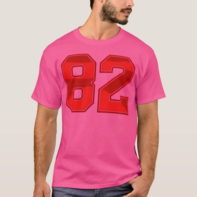 82 Rött idrottsnummer T Shirt (Framsida)