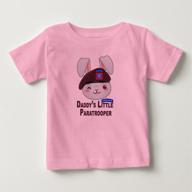 “82nd Airborne Liten Fallskärmsjägare Kanin” T Shirt (Framsida)