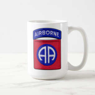 82nd Vets för veteran för luftburen uppdelning f Kaffemugg