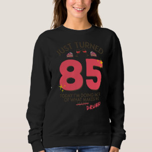85 Vin-drickande vid 85:e födelsedagstidningen Dru T Shirt