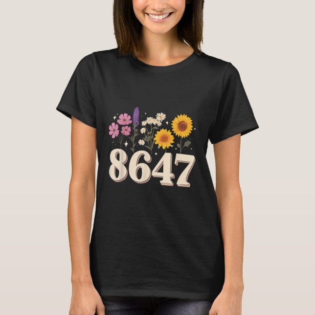 8647, antitrump, Blommigt feminist, subtle, Human  T Shirt (Framsida)