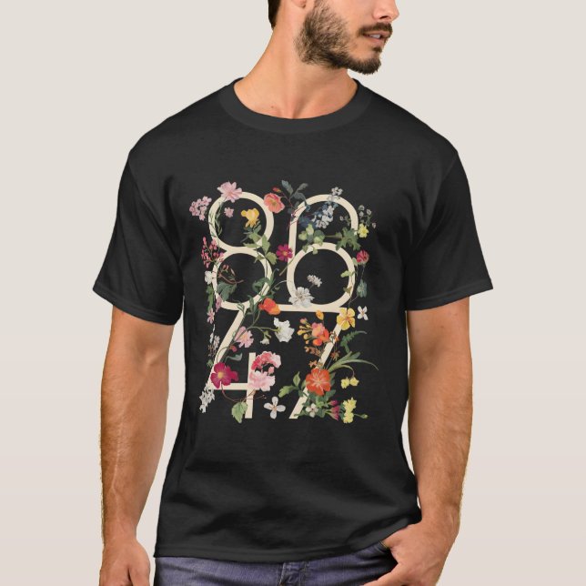 8647 Resistent Subtle Blommigt Foxtrot Delta Tango T Shirt (Framsida)