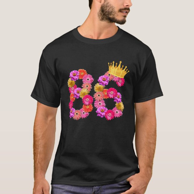 86 år gamla kvinnor på födelsedagen blommar i Kron T Shirt (Framsida)