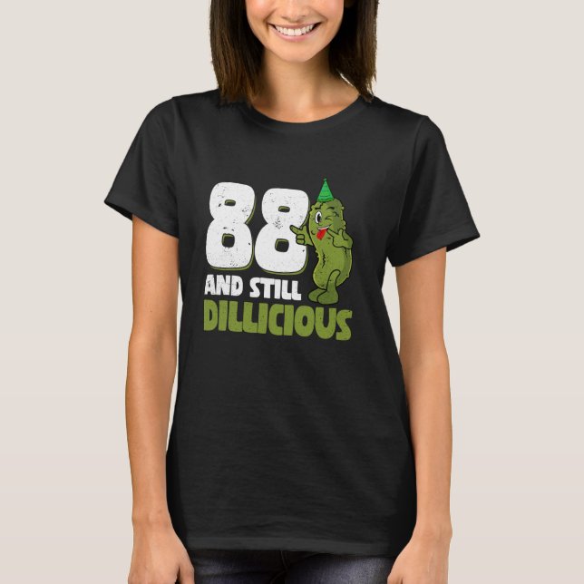 88 år Gurka Dillicious 88th Birthday Dil T Shirt (Framsida)