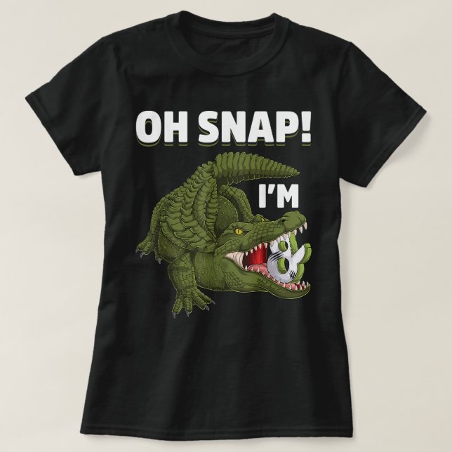 8 års gammal krokodilreptil 8:e Födelsedagsfesten  T Shirt (Design framsida)