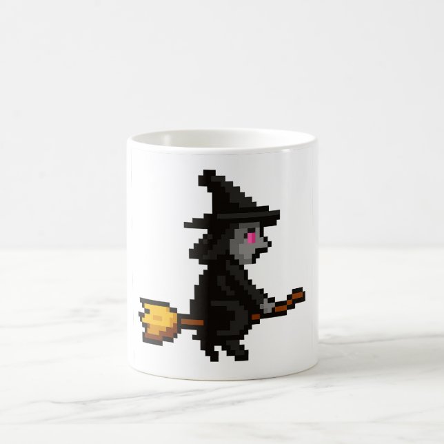 8-bit Retro Witch Kaffemugg (Center)