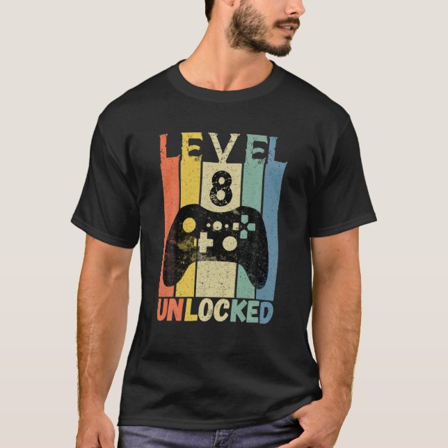 8:e födelsedagsnivå 8 Olåst spelgamerpojke för vid T Shirt (Framsida)