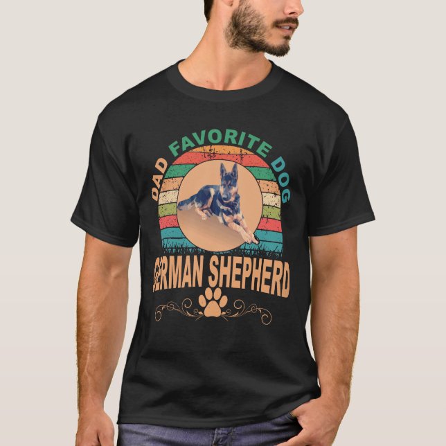 8 Pappas Favorit Hund Tysk Shepherd T Shirt (Framsida)